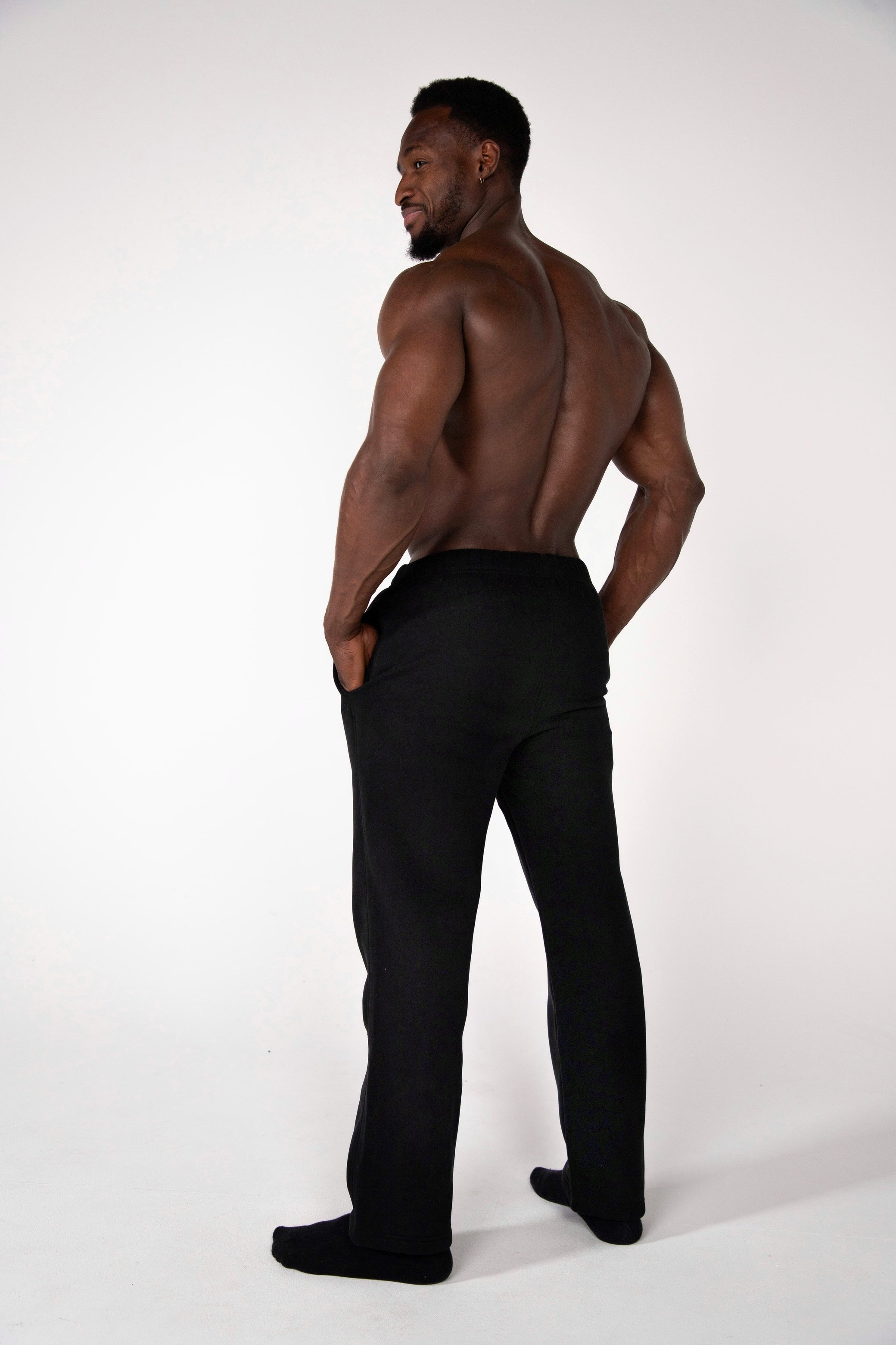 OUTLAST Jogger – Black Panther Edition